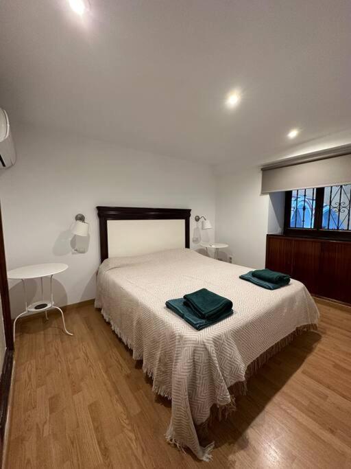 Apartamento Patio Sevillano Frente Catedral Luaran gambar