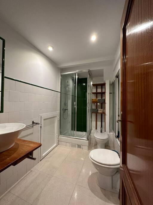 Apartamento Patio Sevillano Frente Catedral Luaran gambar